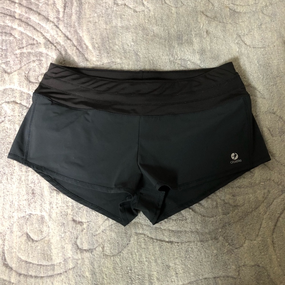 Oiselle MAC Roga shorts